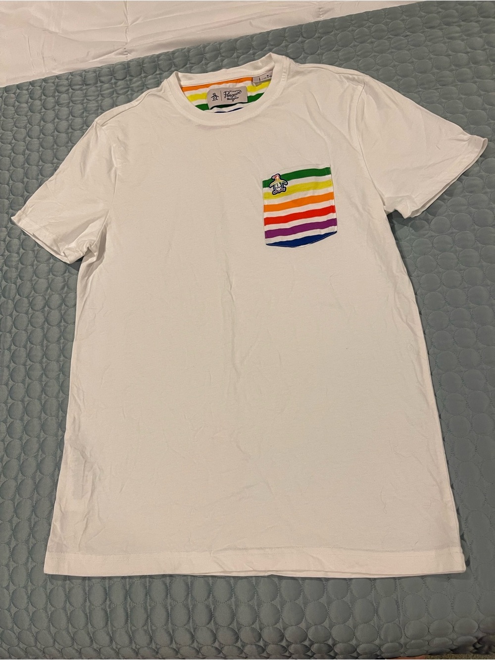 Original Penguin White Rainbow Pocket Men’s Crew Neck T-Shirt Medium 100% Cotton